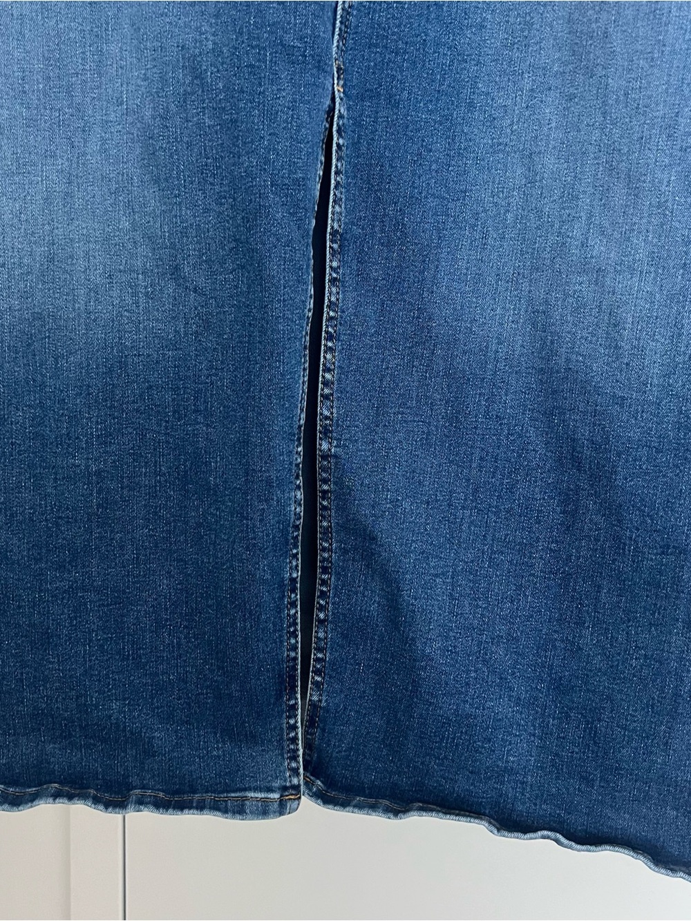 Ruti THE ICONIC DENIM MIDI SKIRT Size 8 - Picture 5 of 10